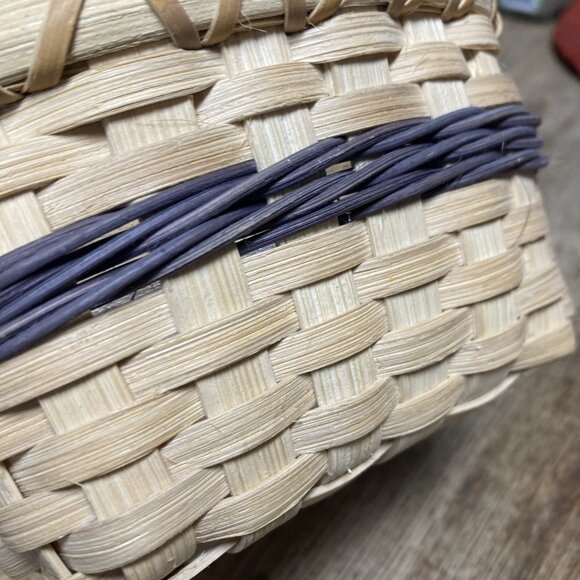 VTG Woven Basket Artisan Handmade Cottagecore Farmhouse Decor Square Signed - Picture 5 of 9